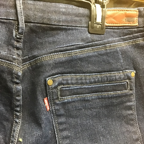 Levi’s flared dark blue jeans - Picture 4 of 5